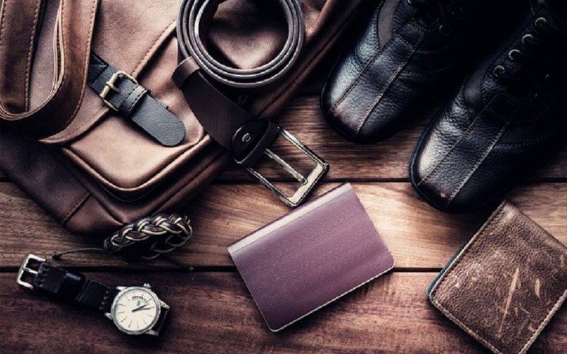 4 Leather Accessories To Add To Your Wardrobe - Inspire Buddy